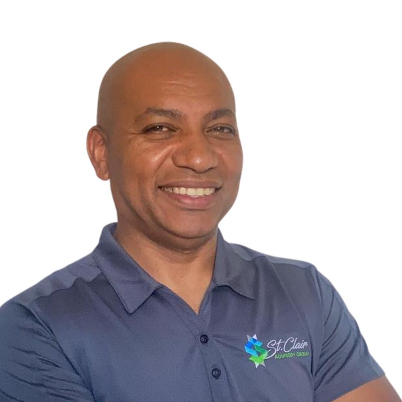 Adriano Oliveira, Administrative Assistant